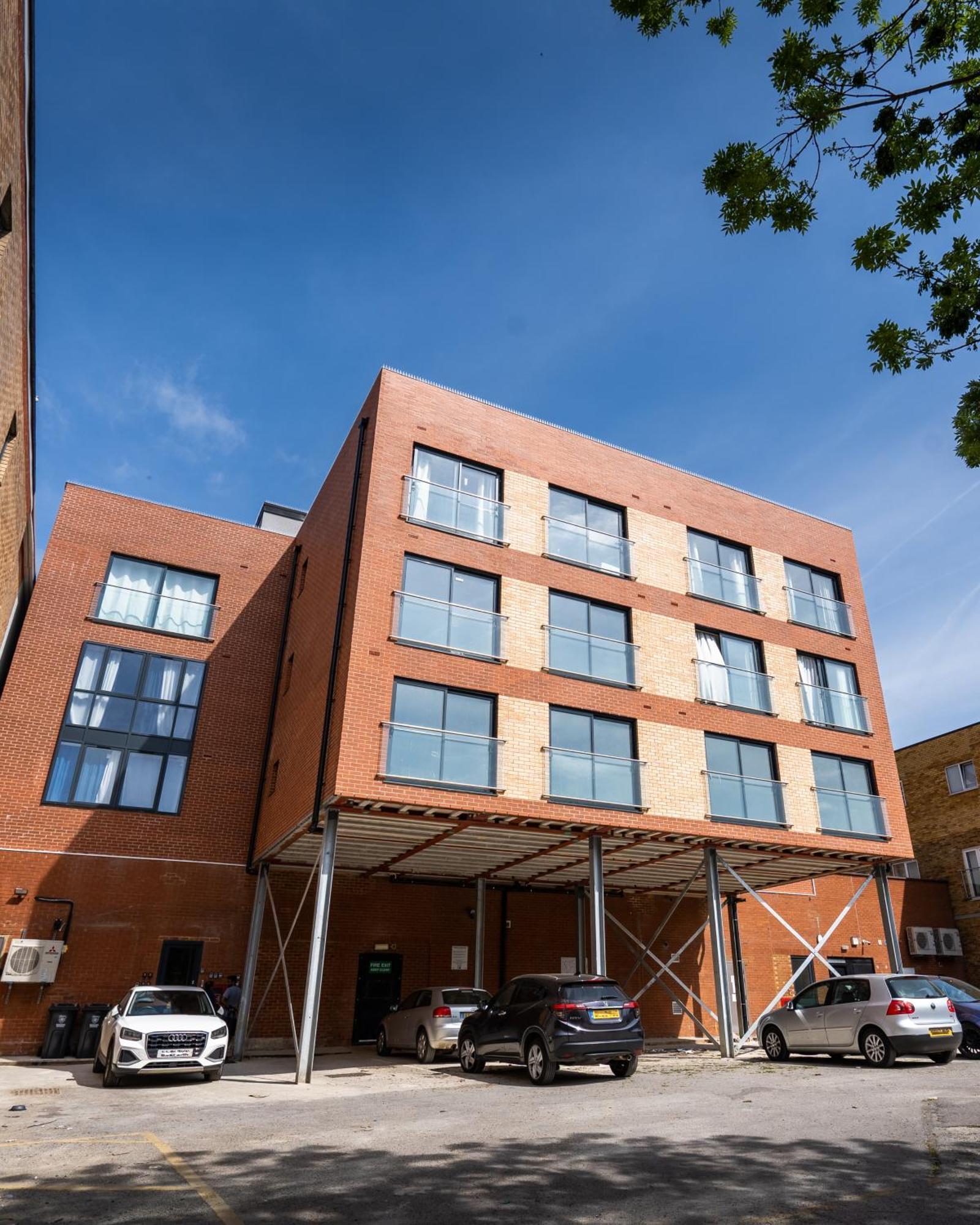 Hemel Apartments - Home Away Hemel Hempstead Bagian luar foto